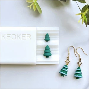 KEOKER Christmas Polymer Clay Bead 10 cm x 10 x 1 cm, Tree Shape  - Picture 1 of 6