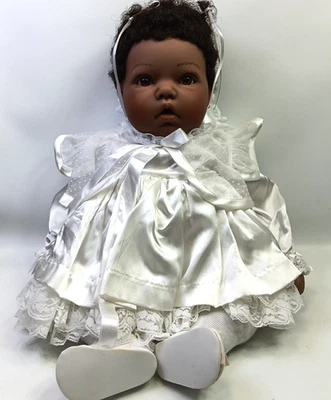 Lee Middleton Doll 20" Vinyl Angel Baby African American 1998 Model 887 Of 2000 - Image 1 of 4