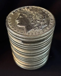 Hucha de dólar Morgan apilada vintage tono plata 1883 4" H x 3" W - Imagen 1 de 7