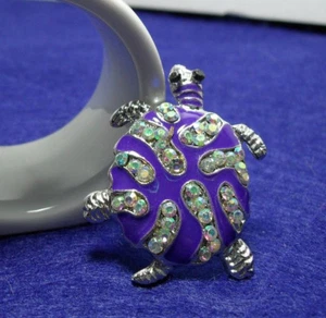 TURTLE PIN~ WITH BEAUTIFUL ENAMEL & CRYSTAL WORK ~ WORN FOR DRESS OR CASUAL - Picture 1 of 4