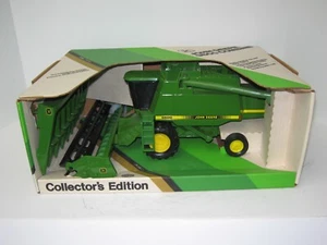 1/28 JOHN DEERE 9600 COLLECTOR COMBINE w/BOTH HEADS NIB good boxes - Picture 1 of 5