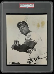 1960s HANK AARON Milwaukee Braves 7x9 Photo PSA/DNA Type 3 - Picture 1 of 2