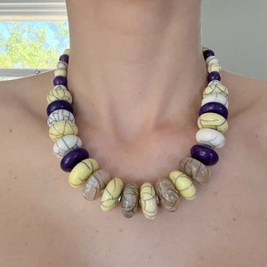 Louisa Chunky Beaded Necklace Purple Yellow Marble 55 cm Adjustable 9 cm - Bild 1 von 2