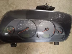 Volvo S40/V40 2003 RHD speedometer 30623053 UK - Picture 1 of 5