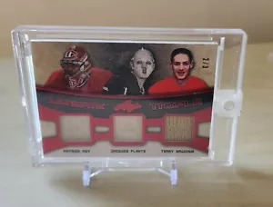 Ultimate Leaf Triple Memorabilia /3 Jersey Patch Roy/Plante/Sawchuk 2016 #UT-02 - Picture 1 of 2