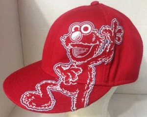 Super Rare Embroidered Elmo Sesame St Skateboard Style Fitted-M Baseball Cap Hat - Picture 1 of 8