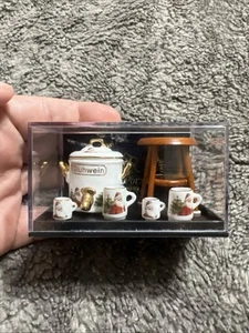 Puppenhaus Miniatur - Reutter Porzellan Germany Urlaub Weihnachtsmann - Bild 1 von 1