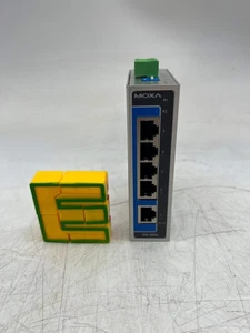 Conmutador Ethernet no administrado MOXA EDS-205A con (5) puertos 10/100BaseT (X) (usado) - Imagen 1 de 9
