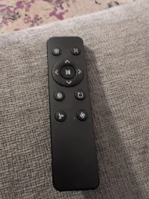 HR-101 机器人吸尘器及拖把(3 合 1)仅遥控器!!!!! — 第 1/3 张图片