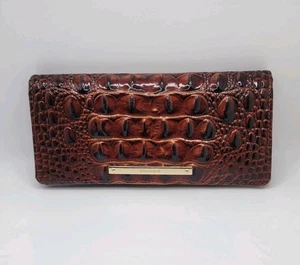 Brahmin Pecan Melbourne Brown Ady Wallet and Credit Card Holder EUC Croc Embosse - Picture 1 of 15