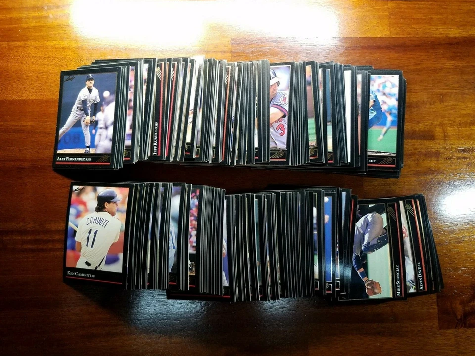 Leaf Black Gold 1992 Baseball Set Builder Cards Rookies, Stars, Commons 1-264 - Image 1 of 1