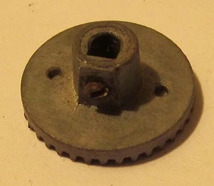 1/24 Metal 36T Axle Crown Gear with Slotted Set Screw - Picture 1 of 1