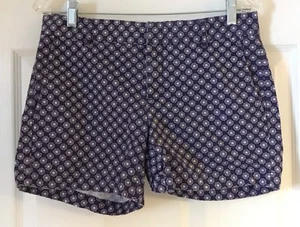 Women BANANA REPUBLIC Navy Blue White Printed Cotton Shorts Sz 4 EUC - Picture 1 of 3