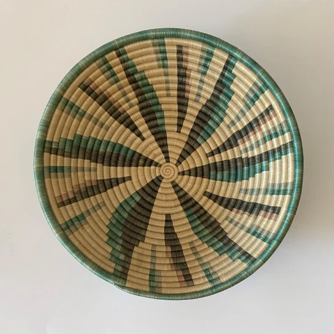 Vintage Handmade African Woven Basket Made in Rwanda 14” Diameter x 3.5" Height Cover