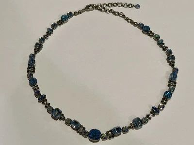 Impresionante collar vintage Sorrelli tonos de cristales azules ~ Foto 1 de 4