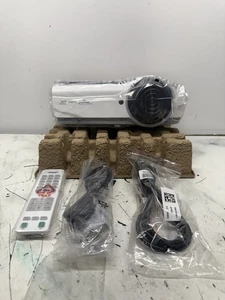 Proyector Vivitek DW884ST DLP corto alcance 3600 lúmenes con 3 puertos HDMI - Imagen 1 de 8