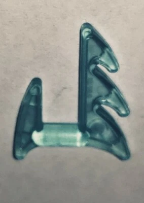 Lego Piece Part Minifigure Accessory TOOTH BLADE WEAPON  Alien Agents Knife Tool - Image 1 of 4