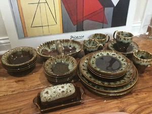 26 tlg Tafelservice für 4 Canonsburg Pottery Tropfgeschirr braun grün USA - Bild 1 von 9