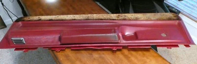 Oldsmobile Cutlass 442 Supreme 1973-77 panel de puerta inferior derecha Foto 1 de 4