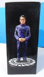 Battlestar Galactica Admiral Adama Animated Maquette/Statue- 5.9" Hero Sized-QMX - Foto 1 di 7