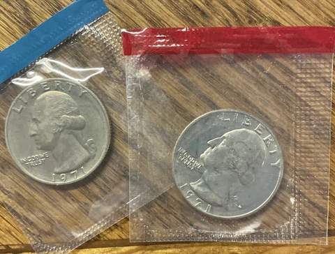 1971 P&D Washington Quarters in Mint Cello Cover