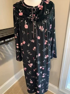 Aria nightgown new nwt medium m velour soft warm cozy long sleeves black floral - Picture 1 of 10
