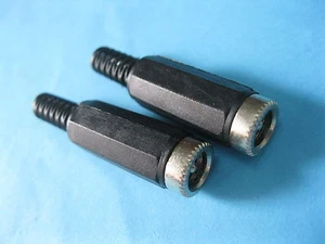 250 pz Adattatore Connettore Jack Femmina Alimentazione DC 5,5x2,1mm con Manico in Plastica Nuovo - Foto 1 di 4