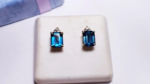 Estate 4.7ctw Emr Cut London Blue Topaz & Diam 14Kt YG Basket Stud Earrings20783 - Picture 1 of 6