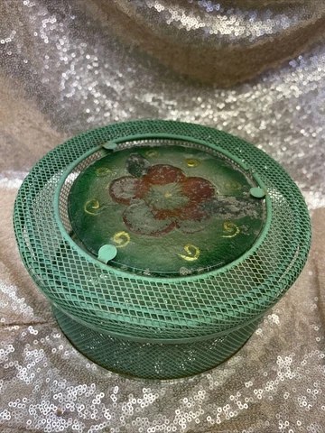 Metal Screen Green Basket 7-1/2" Round Covered with Floral Glass Insert in Top Cover