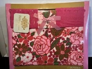 Vintage Floral Towel Set NIB By Dundee Pinks And Reds Set Of 4 Fiesta - Picture 1 of 6