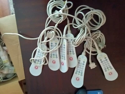 Lote de 6 ALTAVOCES/CONTROLADORES TV CURBELL GEN4 ALMOHADA Foto 1 de 4