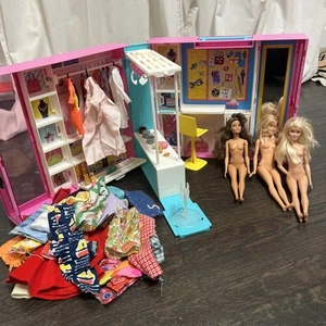 Vintage Barbie Closet Lot - Picture 1 of 3