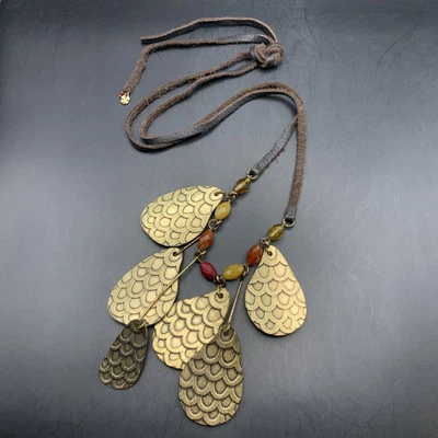 Collar Boho Largo Marca Lucky Tono Dorado Lágrima Marrón Oscuro Cordón Cuentas de Vidrio Foto 1 de 4