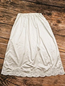 VTG 70s Wonder Maid Womens Nylon Half Slip Underskirt Elastic Waist Lace Ivory - Imagen 1 de 7