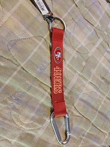 SAN FRANCISCO 49ERS / Strap Key Ring Keychain / Carabiner clip - Picture 1 of 4