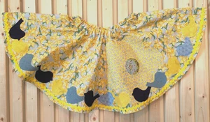 Girl's elastic waist circle skirt, handmade, size 3, all cotton, floral, yellow - Picture 1 of 4
