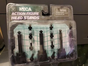SOPORTES DE CABEZA DE FIGURA DE ACCIÓN NECA SOPORTE DE EXHIBICIÓN NEGRO PAQUETE DE 3 NUEVOS Y SELLADOS - Imagen 1 de 3