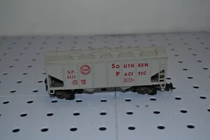 Revell HO Southern Pacific 2 Bay Hopper Car SP # 4111 Model Freight Train Car - Picture 1 of 5