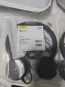 Jabra EVOLVE 20 UC Stereo Headset  Version A (Foam) , Black - Picture 1 of 3