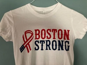 Next Level Apparel Boston Strong t-shirt white size medium - Bild 1 von 3