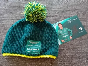 Aston Martin F1 / Beanie & Sebastian Vettel Autogrammkarte HANDSIGNIERT (2022) - Bild 1 von 7
