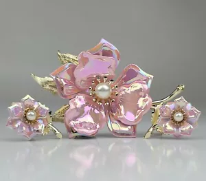 Vintage Coro Enamel Flower Brooch Pin And Matching Clip On Earings w/ Pearlf - Picture 1 of 24