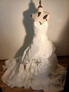 Stunning Mia Solano gown Size 14 Wedding Dress lace up sweetheart size 12-14- 16 - Picture 1 of 22