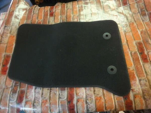Alfombra protectora lateral de fábrica para pasajeros C7 Chevy Corvette - Imagen 1 de 4