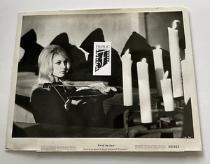 SHARON TATE 1966 Original MGM Photo "EYE OF THE DEVIL" Caption Credit RARE+++ - Bild 1 von 6