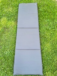 REI Trekker 1.75 Regular Self Inflating Sleeping Pad Gray 72x20/1.75" - Picture 1 of 7
