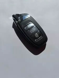 Audi RS3 2013-2018 3 button remote key KEYLESS ID48 HU66 - Picture 1 of 4