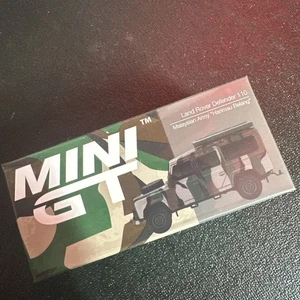Land Rover Defender 110 1:64 Scale Model - True Scale Miniatures MGT00321 - Picture 1 of 1