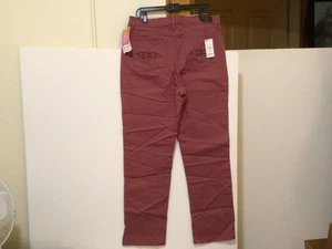 Lee Classic Fit At The Waist Straight Leg Jeans Womens 16 Med Rose NWT! #CB32-1 - Picture 1 of 6