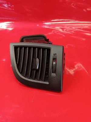 2013-2016 Hyundai Genesis Coupe RIGHT PASSENGER Outer Dash Panel Air Vent - Image 1 of 4
